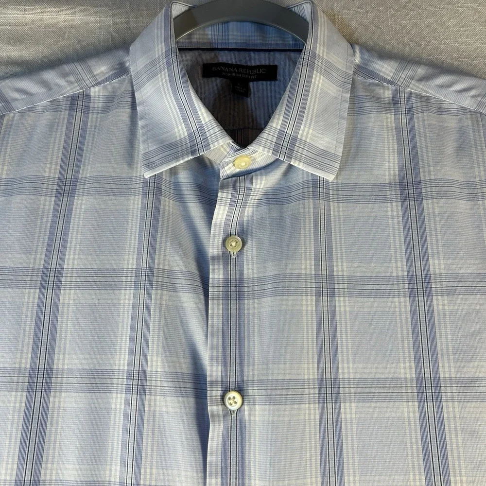 Banana Republic Non-Iron Slim‎ Fit Large Blue Plaid Long Sleeve  Button Up Shirt